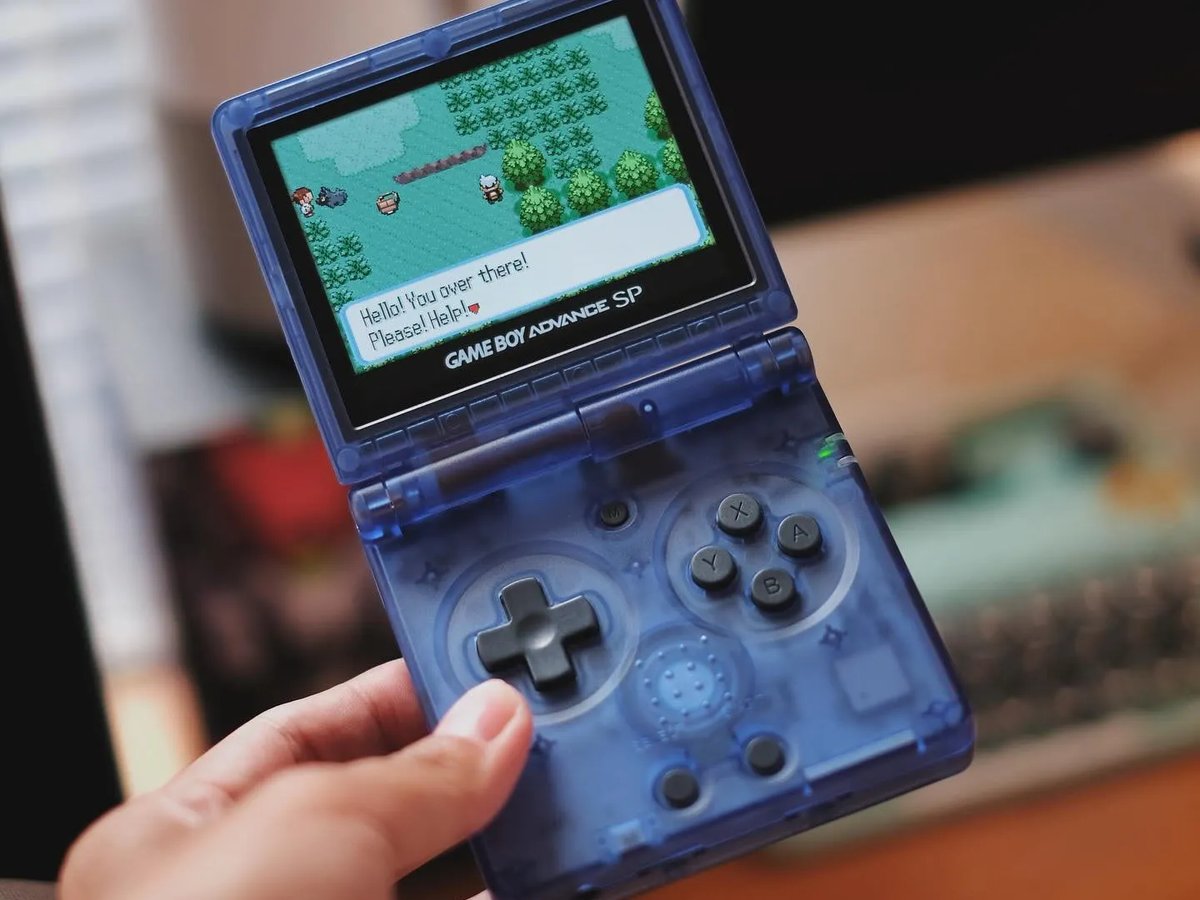 Game Boy Advance SP